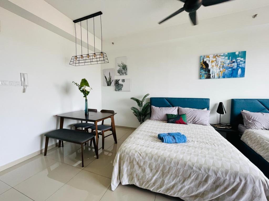 Homestay I-City Cantik, Tenang, Wifi, 4K Smart Tv, Netflix, Coway, Free Parking シャー・アラム エクステリア 写真