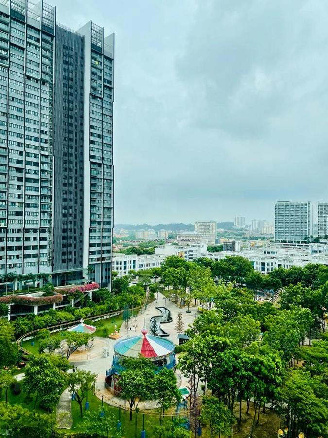 Homestay I-City Cantik, Tenang, Wifi, 4K Smart Tv, Netflix, Coway, Free Parking シャー・アラム エクステリア 写真