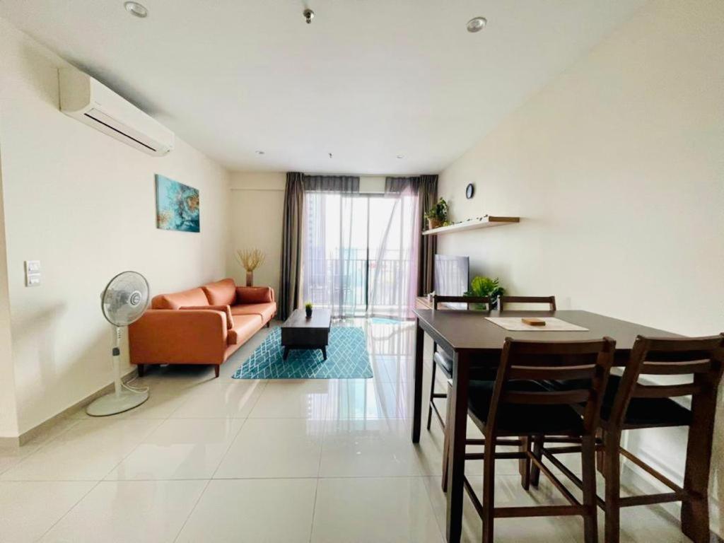 Homestay I-City Cantik, Tenang, Wifi, 4K Smart Tv, Netflix, Coway, Free Parking シャー・アラム エクステリア 写真