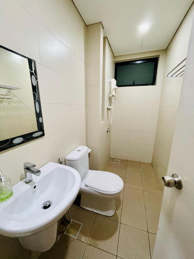 Homestay I-City Cantik, Tenang, Wifi, 4K Smart Tv, Netflix, Coway, Free Parking シャー・アラム エクステリア 写真